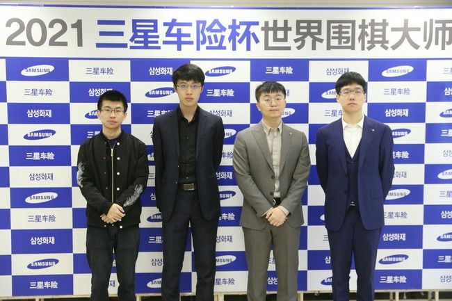 何塞卢也踢得很好，但他也面临一样的情况，有时候他没上场。